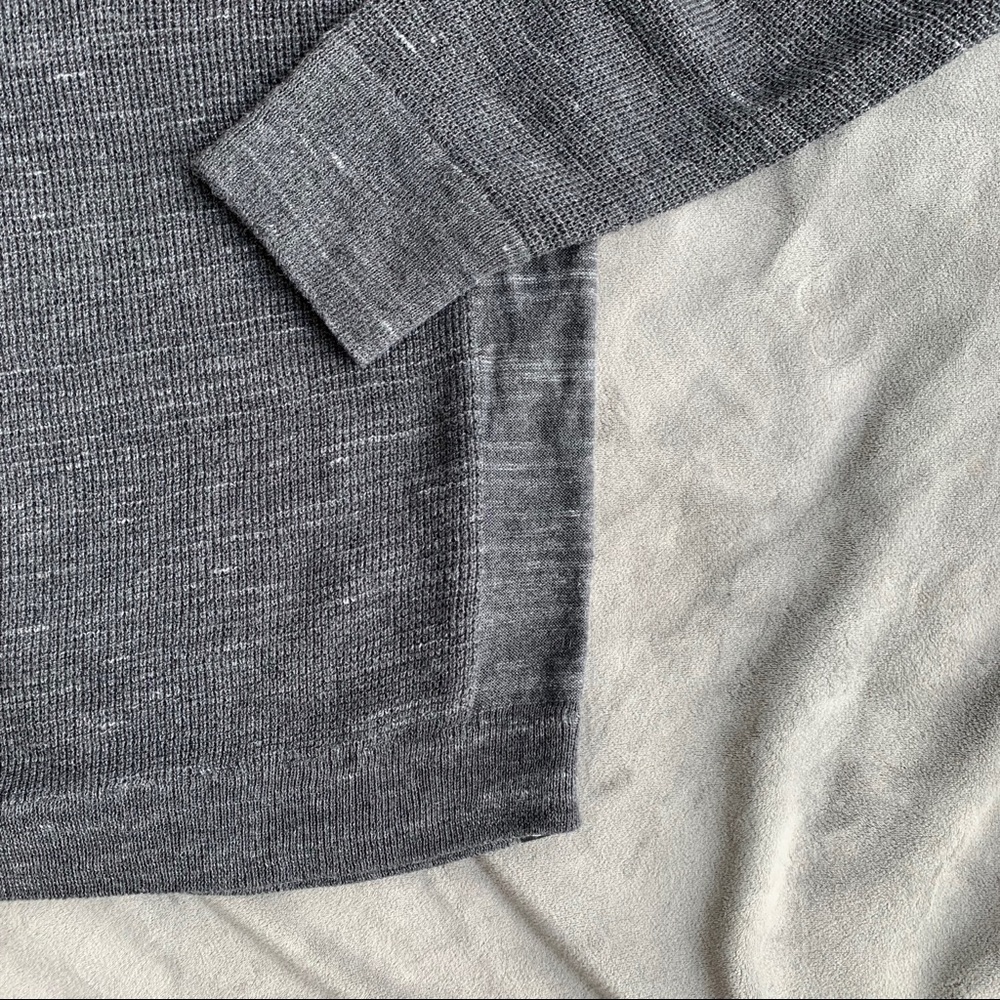 Treasure & Bond Gray men’s long sleeve - Picture 3 of 3